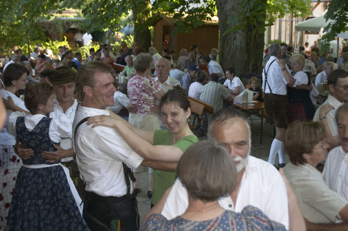 CRW_2000