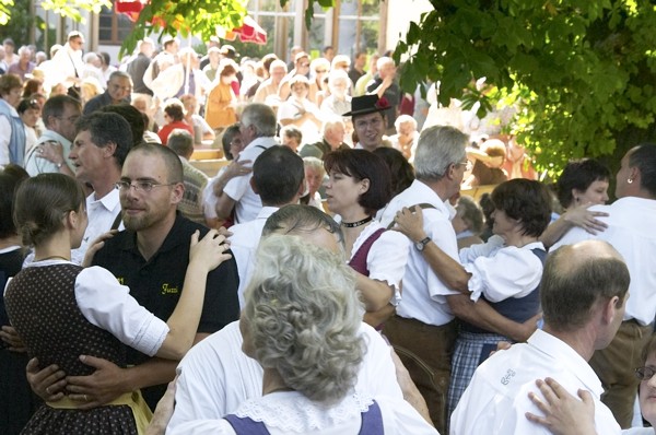 CRW_2402